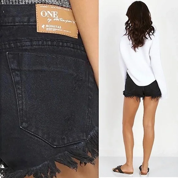 NWT ONE TEASPOON Taylor Swift Low Rise‎ Fray Raw Hem Denim Cutoff Jean Shorts 29